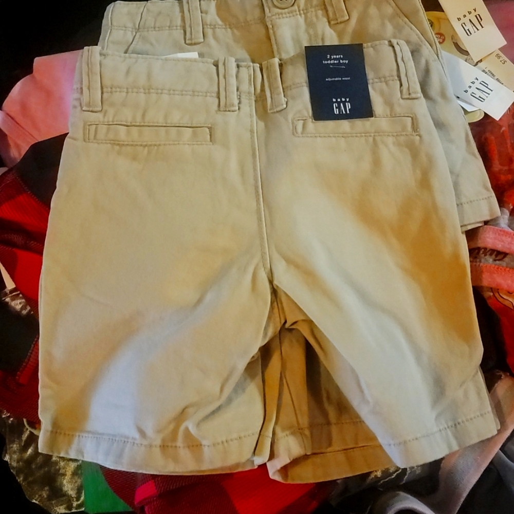 Toddler boy NWT  Khaki shorts